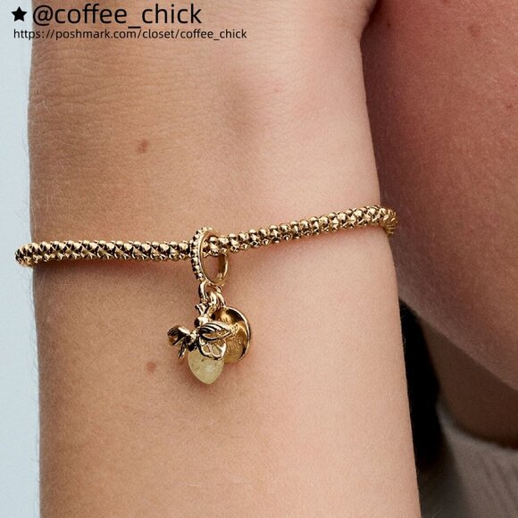 Pandora Glow-in-the-dark Firefly Dangle Charm - Picture 4 of 5